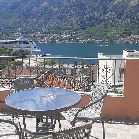 Apartments Krivokapic كوتور المظهر الخارجي الصورة